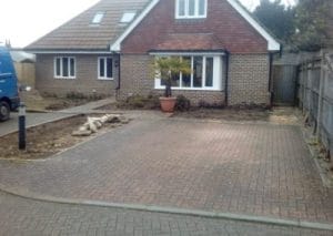 Planter-Front-Garden-2-400x284